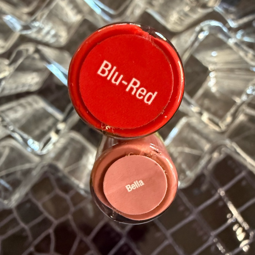SeneGence LipSense Lipstick - Blu-Red and Bella